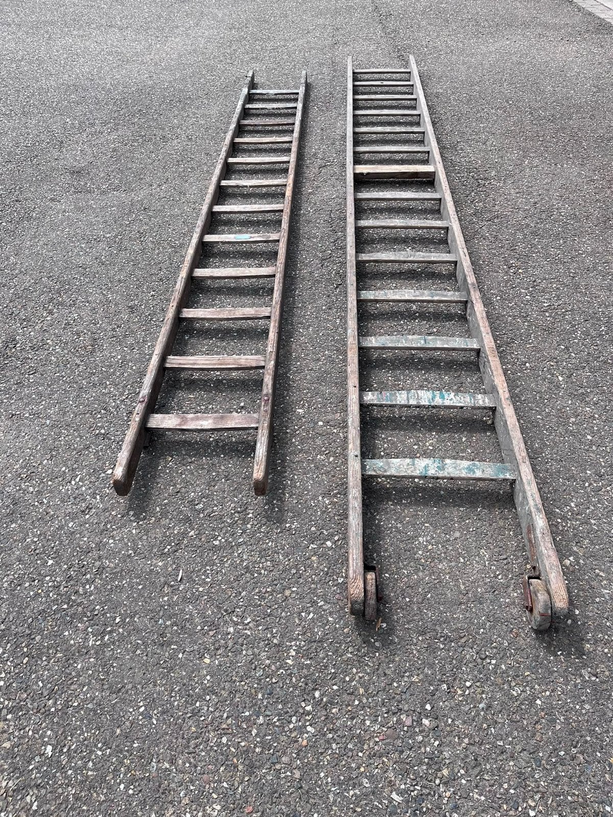 2 Houten Ladders, Doe-het-zelf en Verbouw, Ladders en Trappen, Ophalen, Gebruikt, Ladder, 2 tot 4 meter