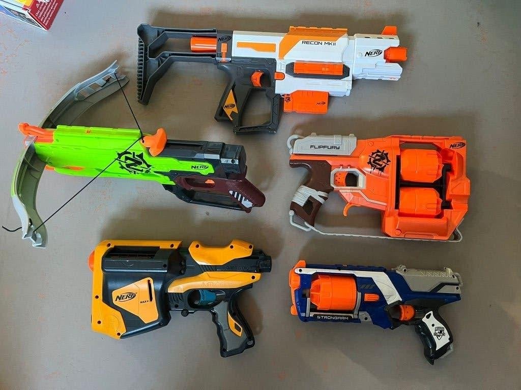 5 Nerf geweren + 27 pijltjes, Ophalen, Zo goed als nieuw