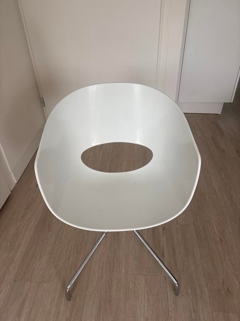 Witte design stoelen met gebruikssporen merk Sintesi, Kunststof, Gebruikt, Wit, Design