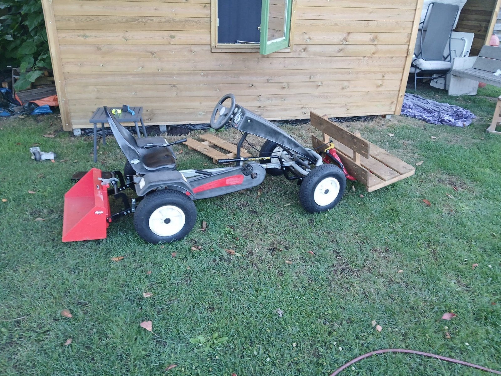 grondbak en/of pallet vork voor berg skelter, Ophalen, Gebruikt, Overige merken