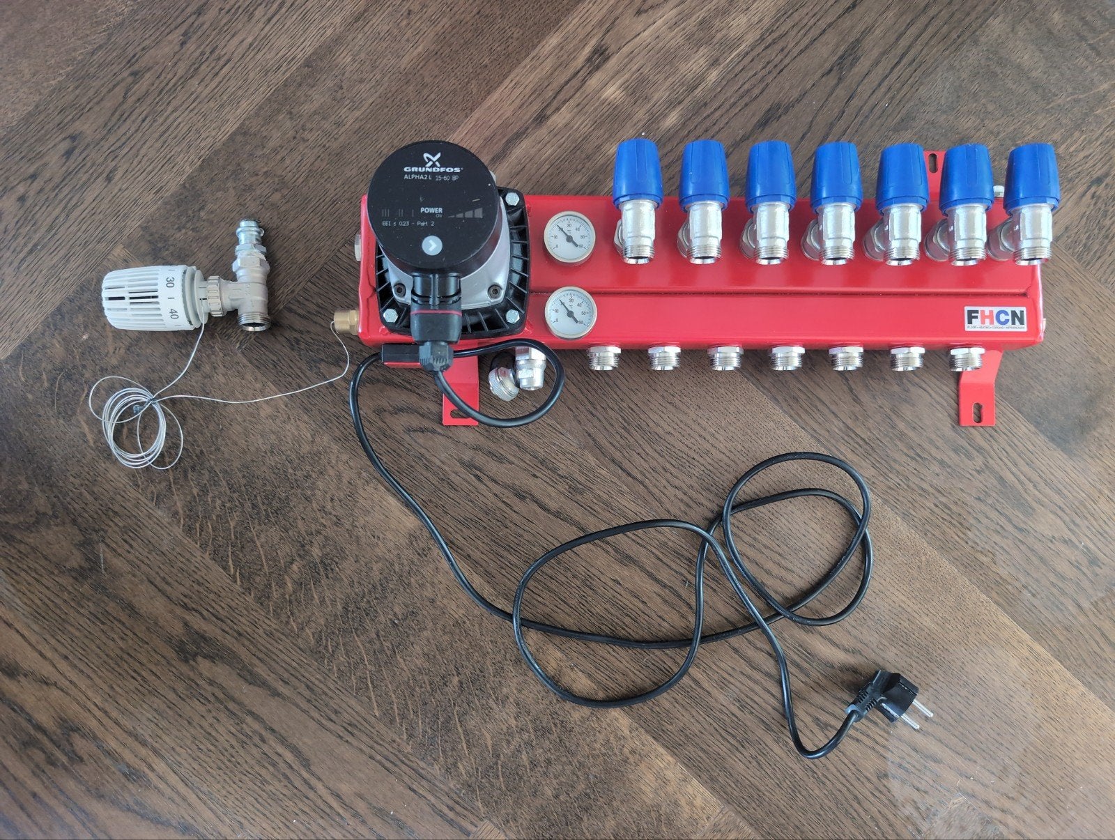 Vloerverwarming verdeler 7 groepen met Grundfos ALPHA2L pomp, Gebruikt, Minder dan 30 cm, Hoog rendement (Hr), Overige typen