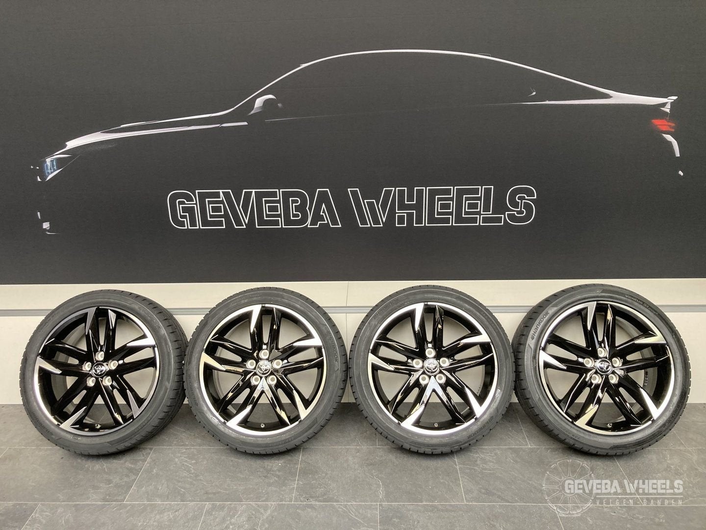 19” originele Toyota C-HR velgen + banden NIEUW 5x114.3 TPMS, Auto-onderdelen, Banden en Velgen, 19 inch, Gebruikt, -, -
