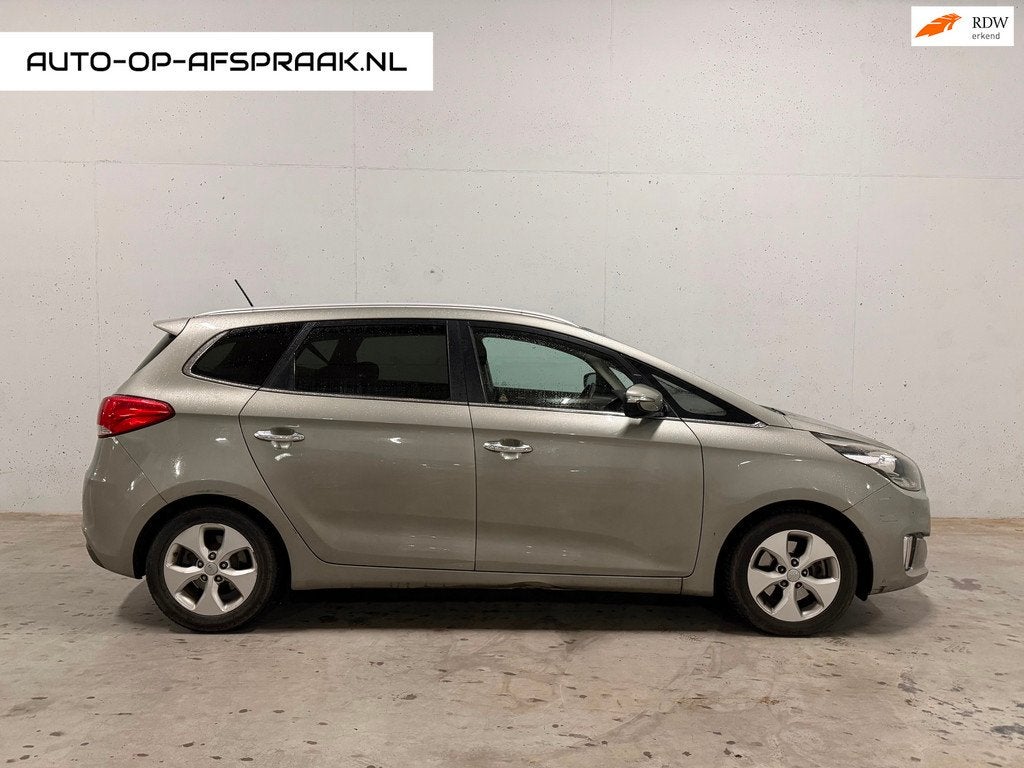 Kia Carens 2.0 Automaat 7persoons Navi Camera Trekhaak Airco, Auto's, Kia, Euro 5, Stof, Gebruikt, 4 cilinders