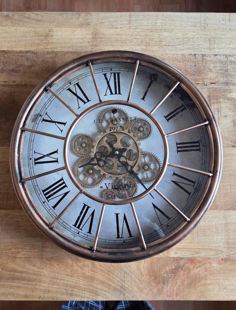 Vintage look klok met draaiend mechanisme, Ophalen, Zo goed als nieuw, Wandklok