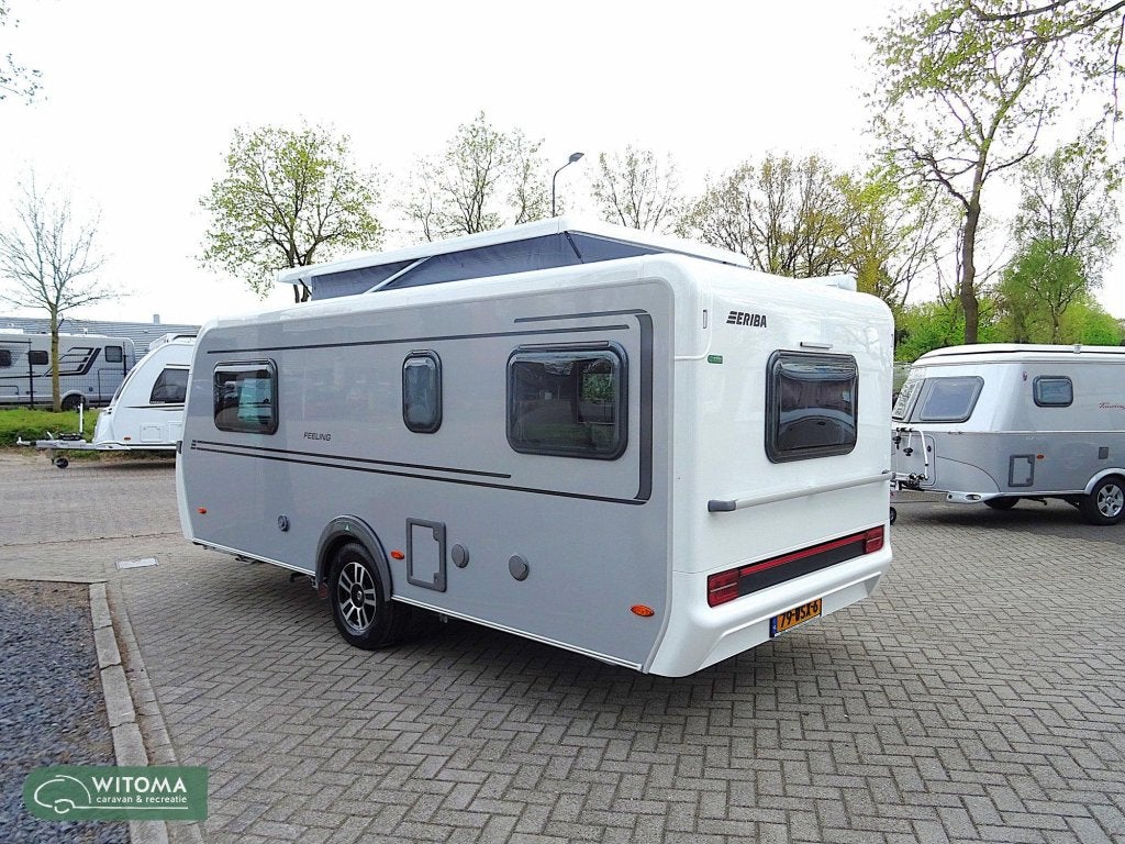 Eriba Feeling 470 Annuleringskorting, Caravans en Kamperen, Caravans, Standaardzit, Schokbreker, Bedrijf, 5 tot 6 meter