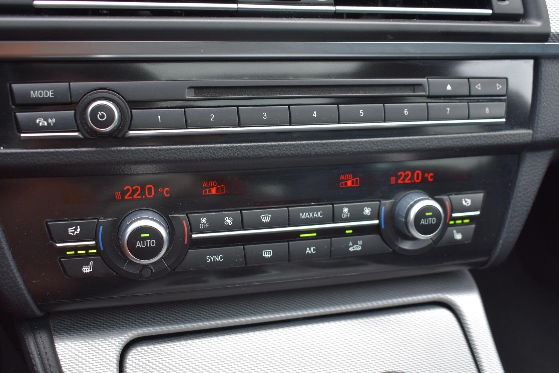 Foto 19 van BMW 5-serie Touring 520i High Executive | Pano | Trekhaak |