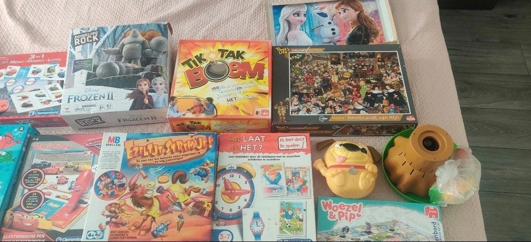 kinder puzzels, Ophalen, 10 tot 50 stukjes, Zo goed als nieuw