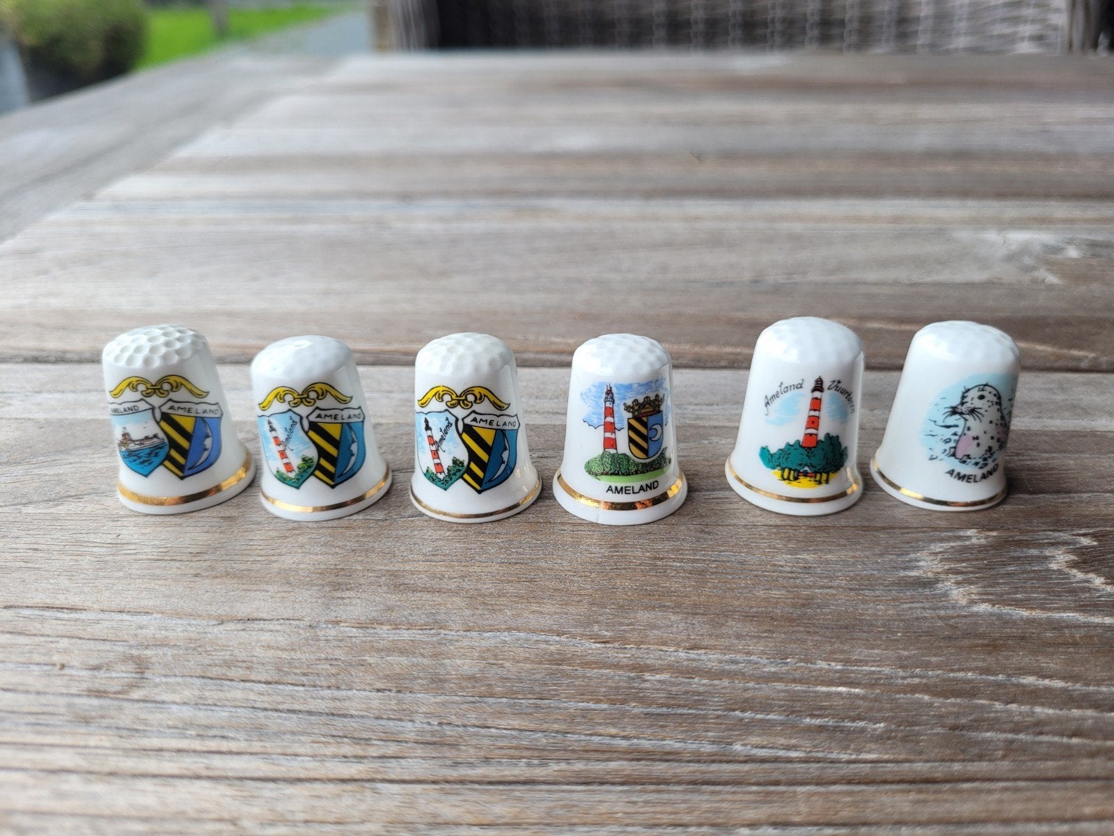 Set van 6 Ameland vingerhoedjes - Souvenir, Ophalen of Verzenden, Zo goed als nieuw