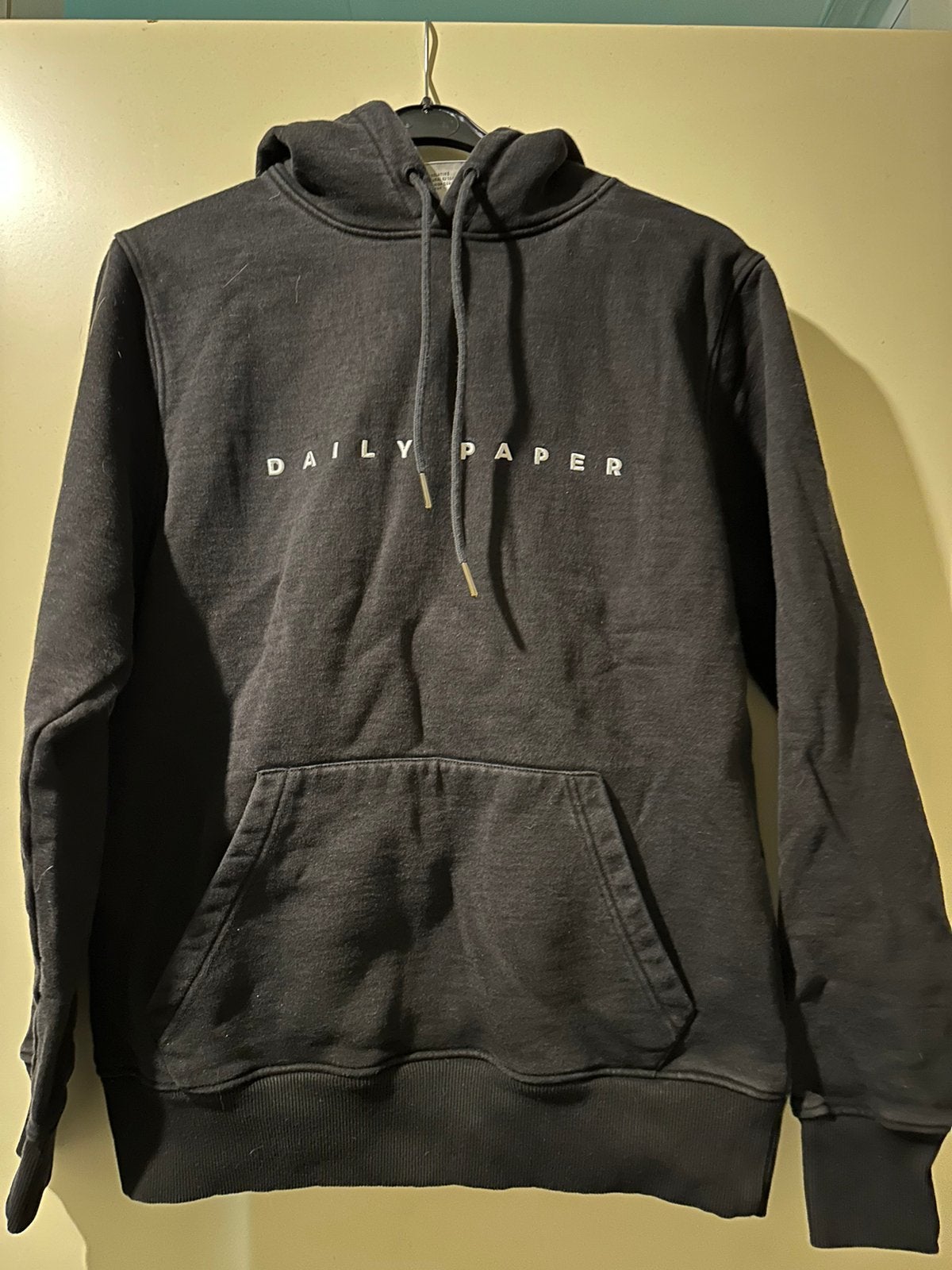 Originele Daily Paper hoodie te koop moet met spoed weg ‼️, Kleding | Heren, Truien en Vesten, Ophalen of Verzenden, Zo goed als nieuw