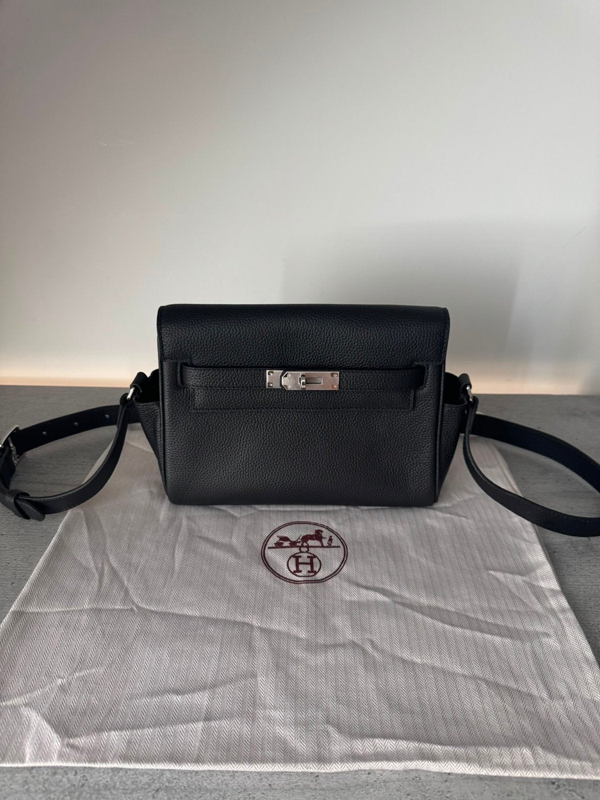 Hermes Messenger Bag Zwart - Nieuw, Ophalen of Verzenden, Nieuw, Zwart, Overige merken