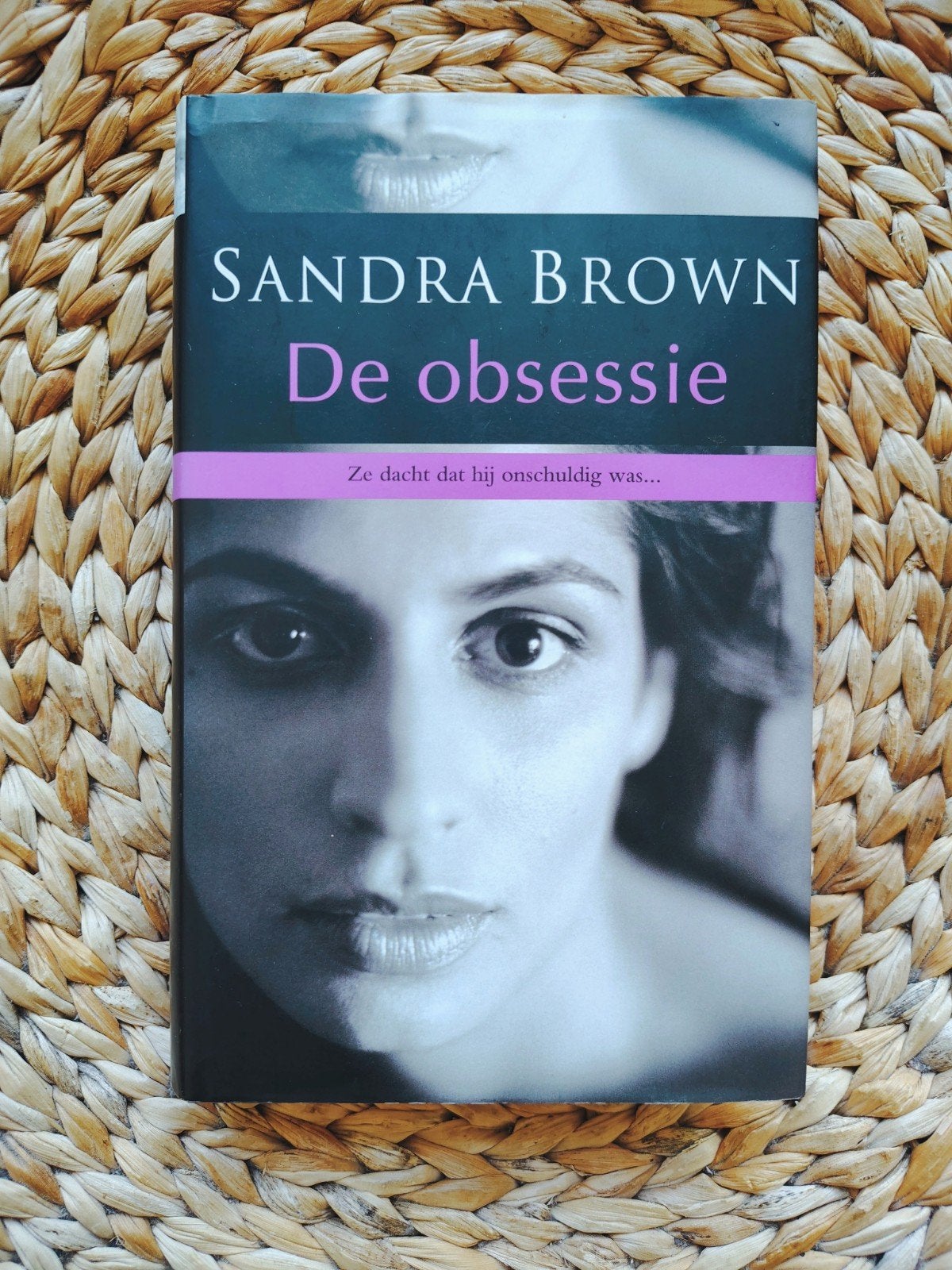 Sandra Brown - De obsessie, Ophalen of Verzenden, Zo goed als nieuw