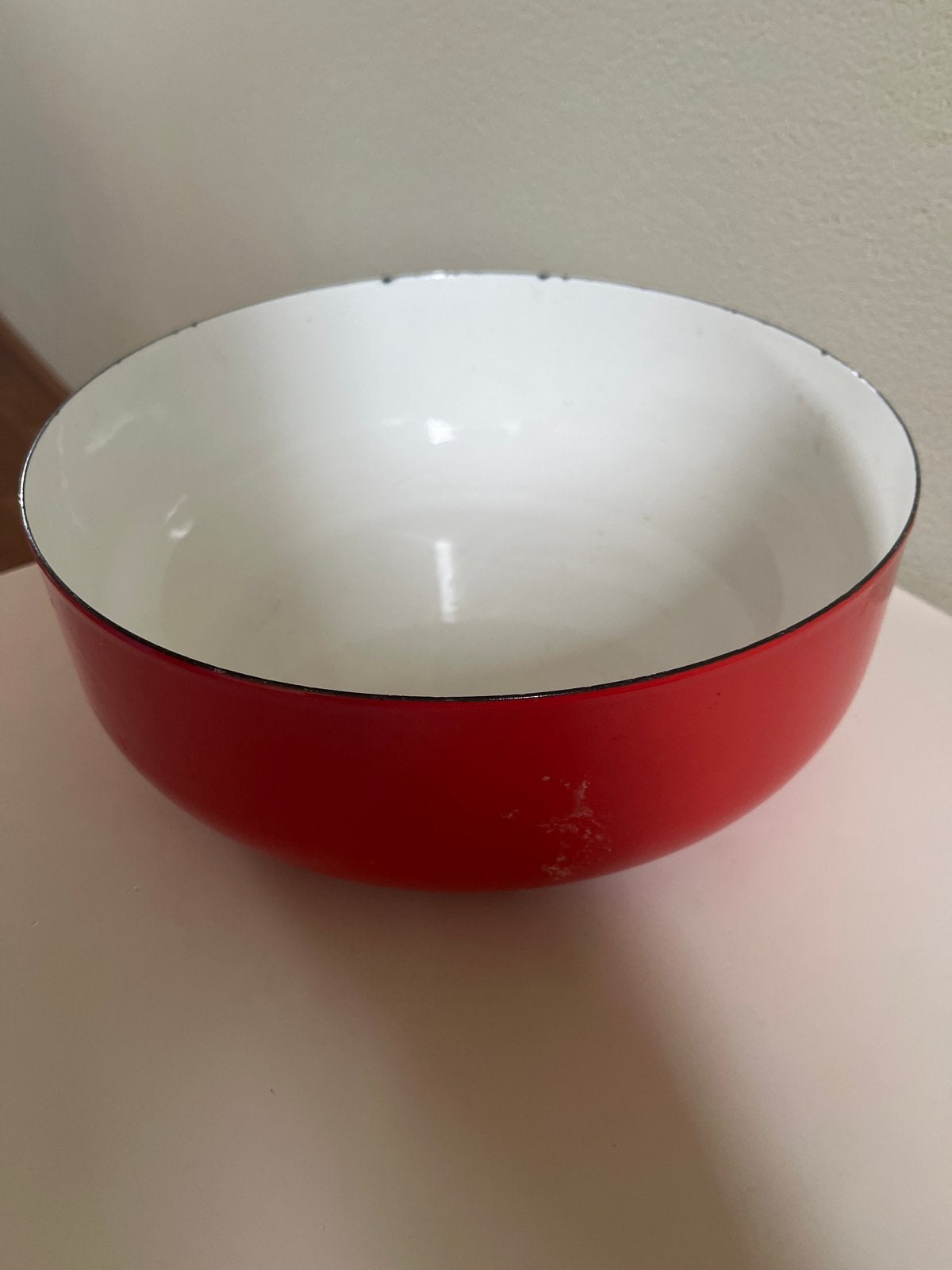 Arabia Rode geëmailleerde kom - 26 cm doorsnede, Antiek en Kunst, Ophalen