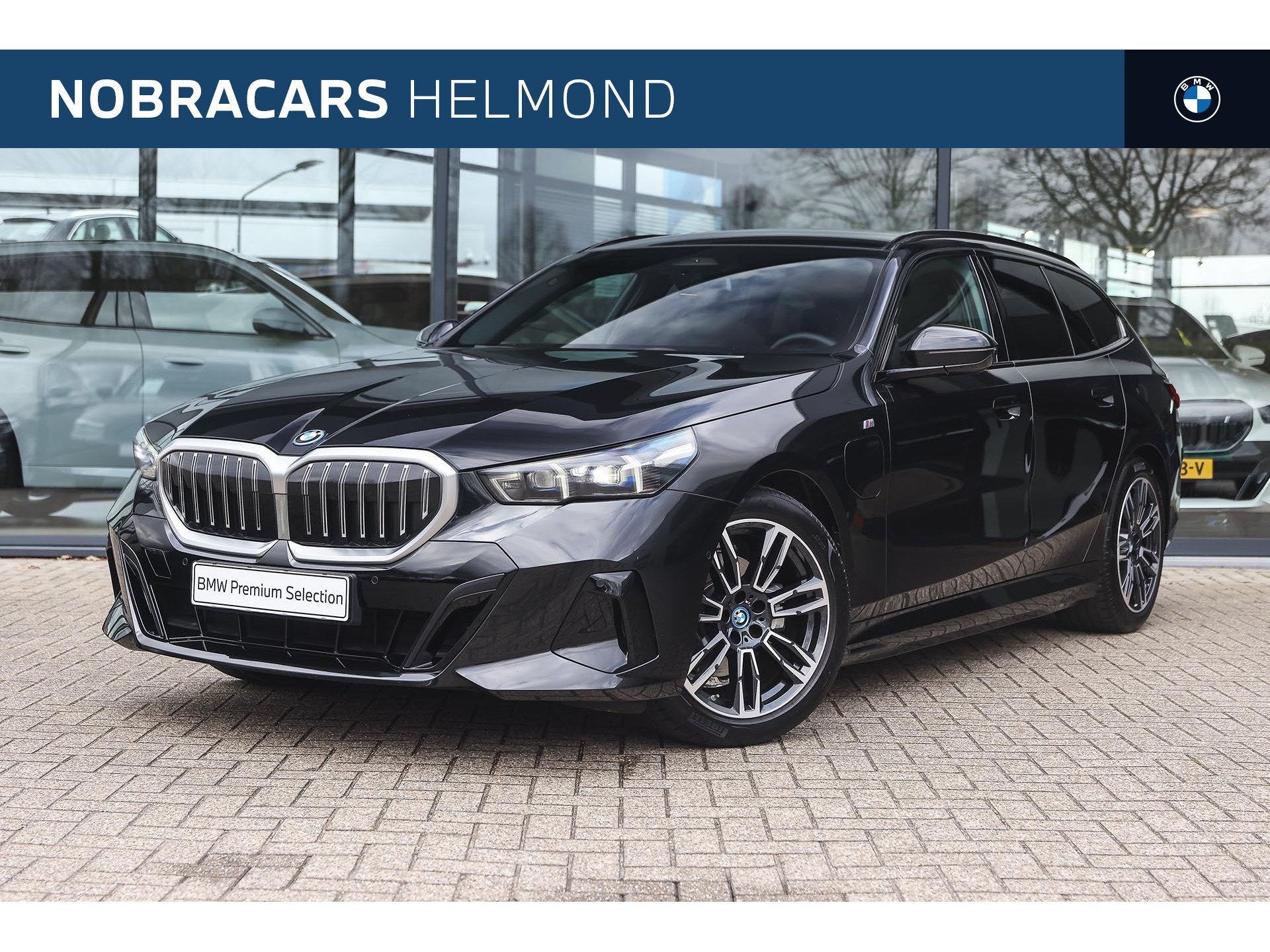 BMW 5 Serie Touring 530e M Sport Automaat / Panoramadak / Tr, Auto's, 1998 cc, Achterwielaandrijving, 4 cilinders, Met garantie (alle)