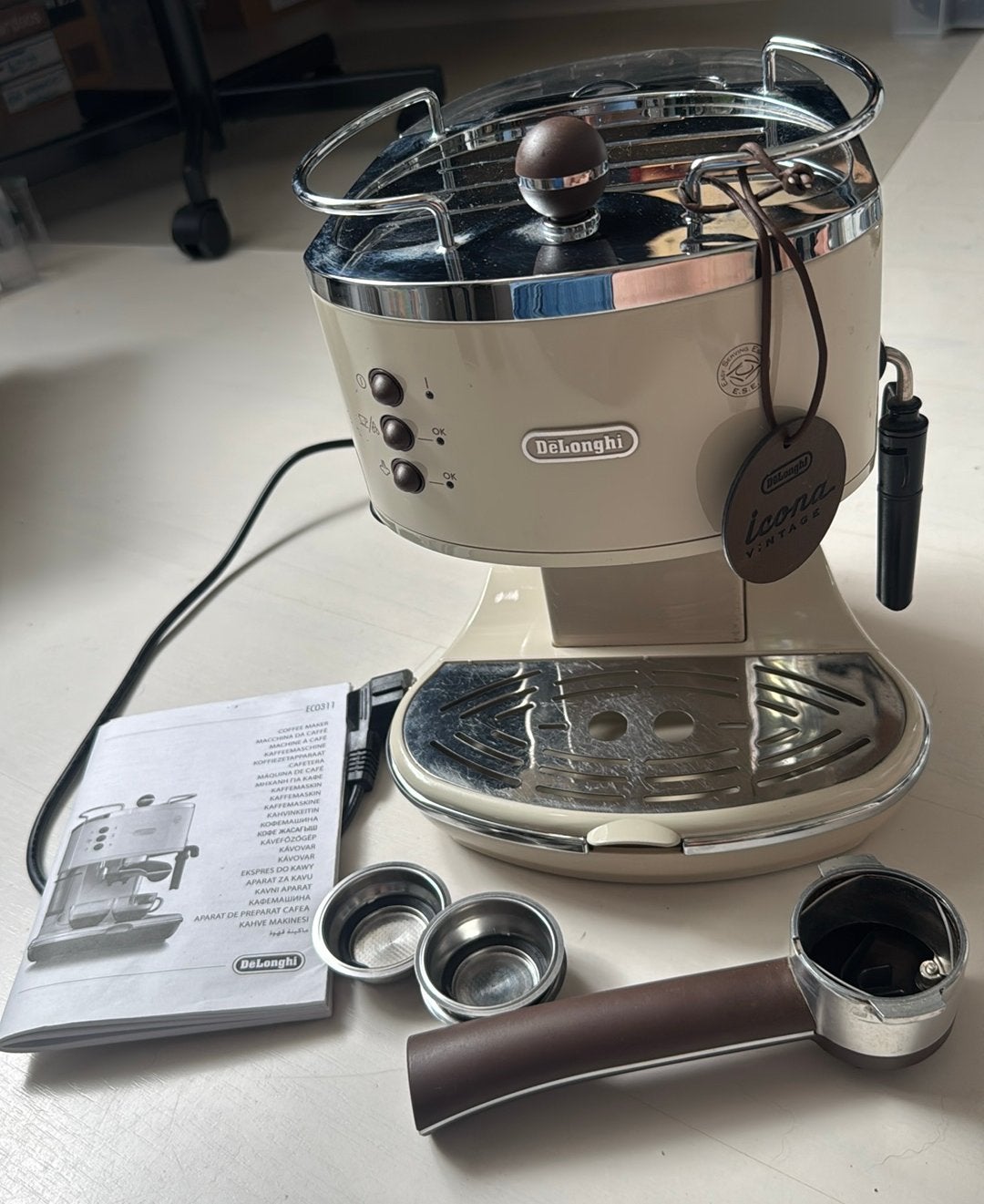 Espressomachine De'Longhi Icona Vintage ECO311, Gebruikt, Espresso apparaat, Gemalen koffie, Ophalen of Verzenden