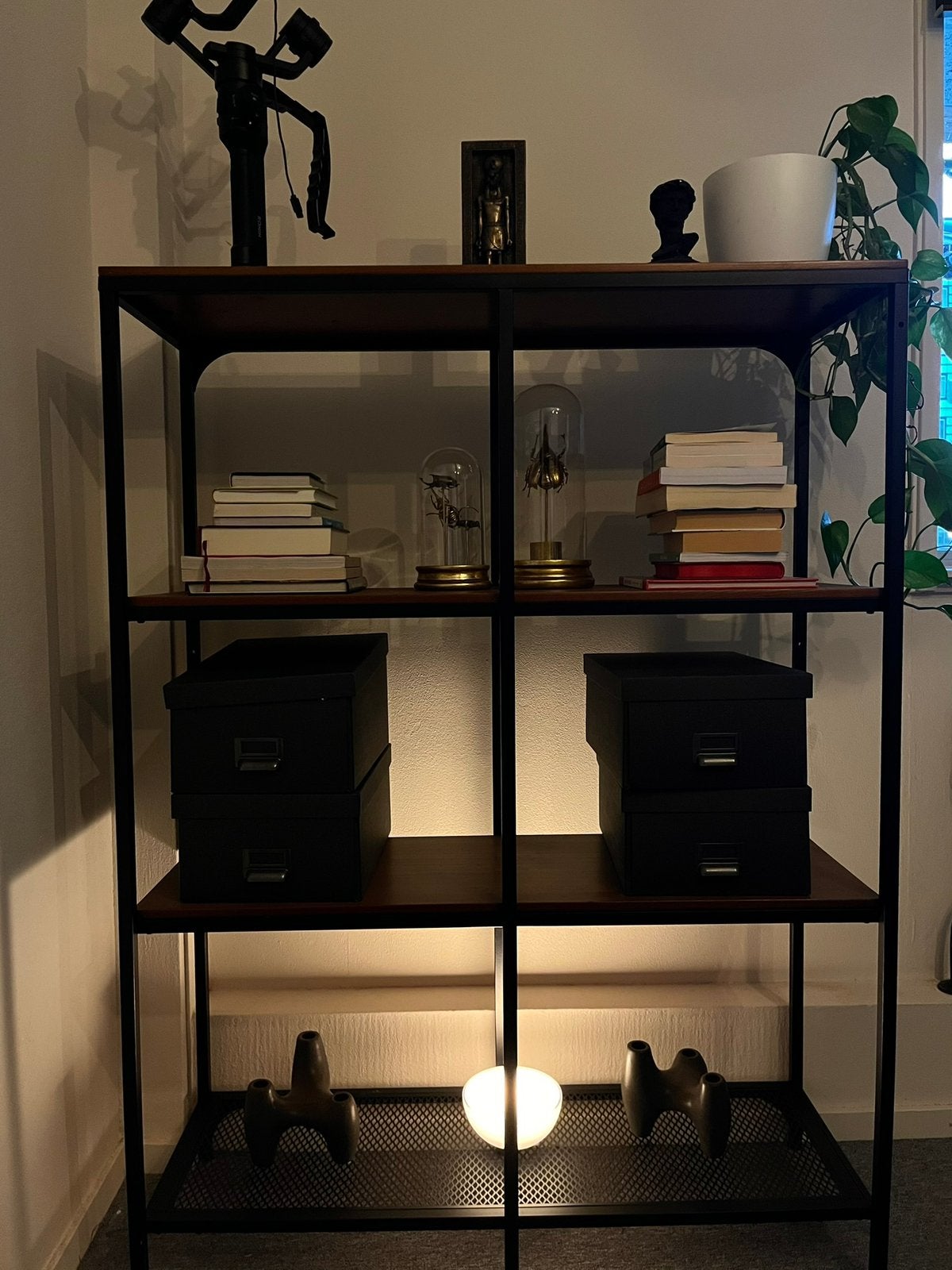 IKEA wandkast zo goed als nieuw, Huis en Inrichting, Kasten | Boekenkasten, Ophalen, 50 tot 100 cm, Zo goed als nieuw, Minder dan 100 cm