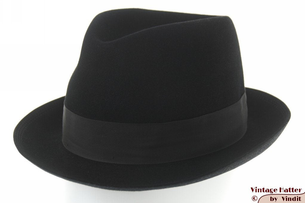 Vintage Gleufhoed Mayser zwart vilt 57 gratis verzenden NL, Ophalen of Verzenden, Hoed, Mayser, 57 cm (M, 7⅛ inch) of minder