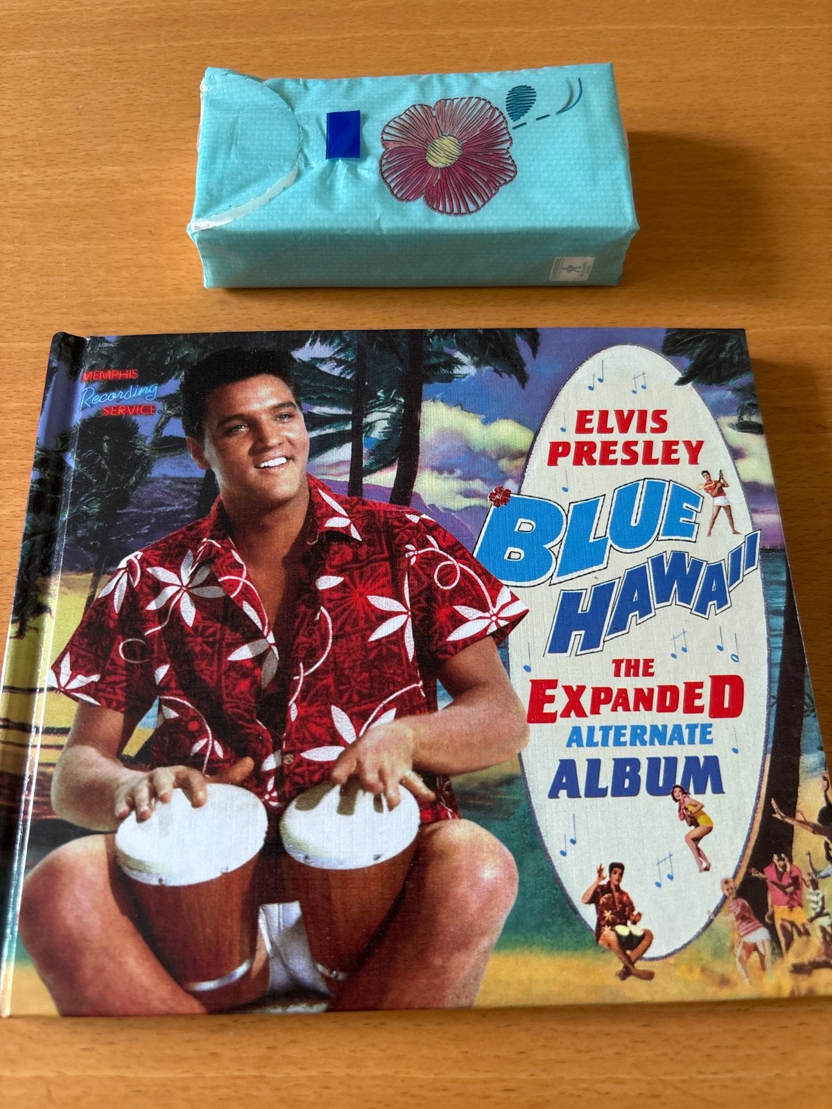 Elvis Presley - Blue Hawaii: The Expanded Alternate Album, Bonusmateriaal, Pop, Ophalen of Verzenden, Zo goed als nieuw