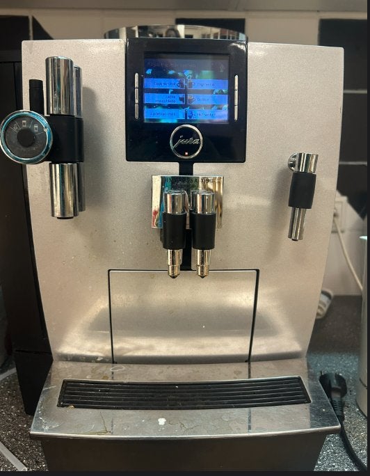 Jura Impressa Xj9, Witgoed en Apparatuur, Koffiezetapparaten, Ophalen, Afneembaar waterreservoir, Gebruikt, 10 kopjes of meer
