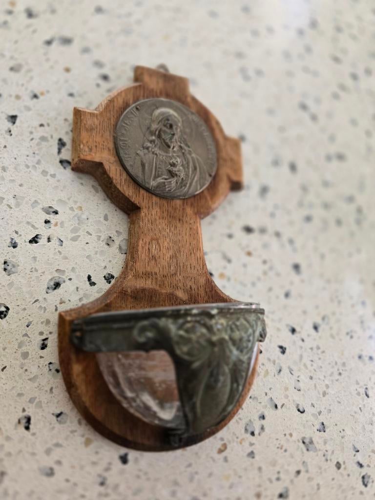 Antiek wijwaterbakje, Ophalen of Verzenden