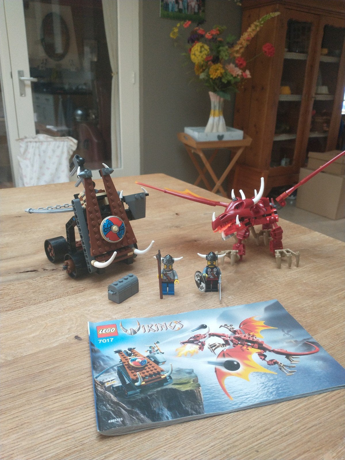Lego 7017 Katapult vs. Nidhogg Draak met Minifiguren, Ophalen of Verzenden, Zo goed als nieuw