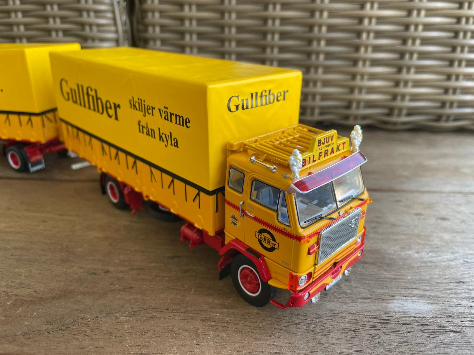 TEKNO VOLVO F89 GULLFIBER LZV, Hobby en Vrije tijd, Modelauto's | 1:50, Ophalen of Verzenden, Nieuw, Bus of Vrachtwagen, Tekno