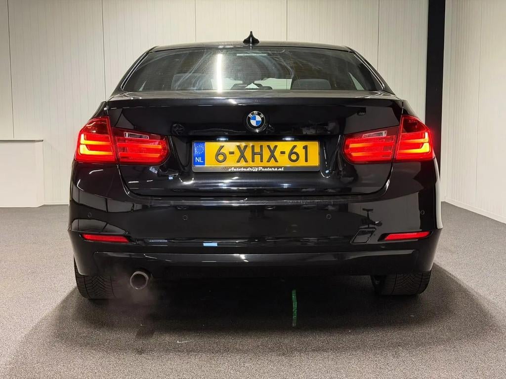 BMW 3 Serie 316i Executive (LED NL AUTO, GROOT € 10.820,00, Automaat, Gebruikt, 4 cilinders, Zwart