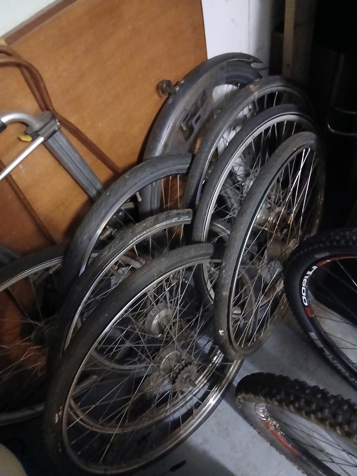 Partij 28 inch fietswielen met banden, Gebruikt, Elektrische fiets, Aluminium, Ophalen