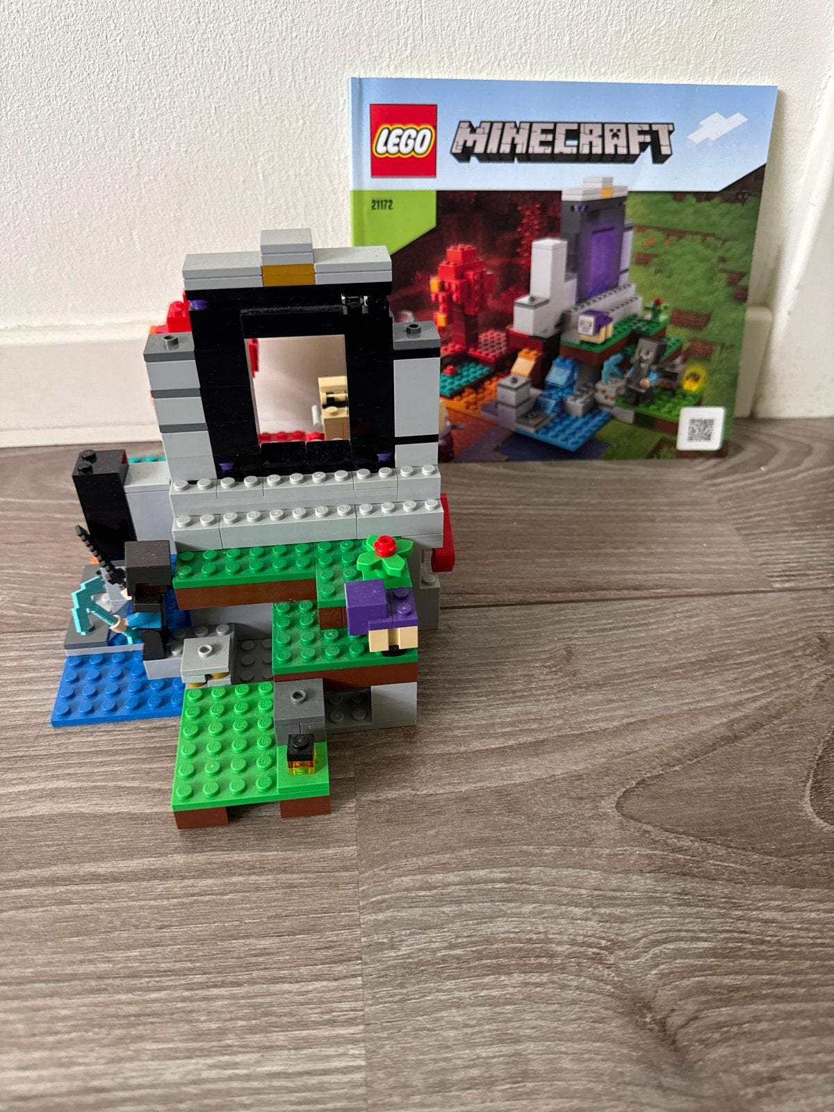Lego Minecraft Het Verstoorde Portaal 21172, Gebruikt, Minecraft, Lego, Ophalen of Verzenden