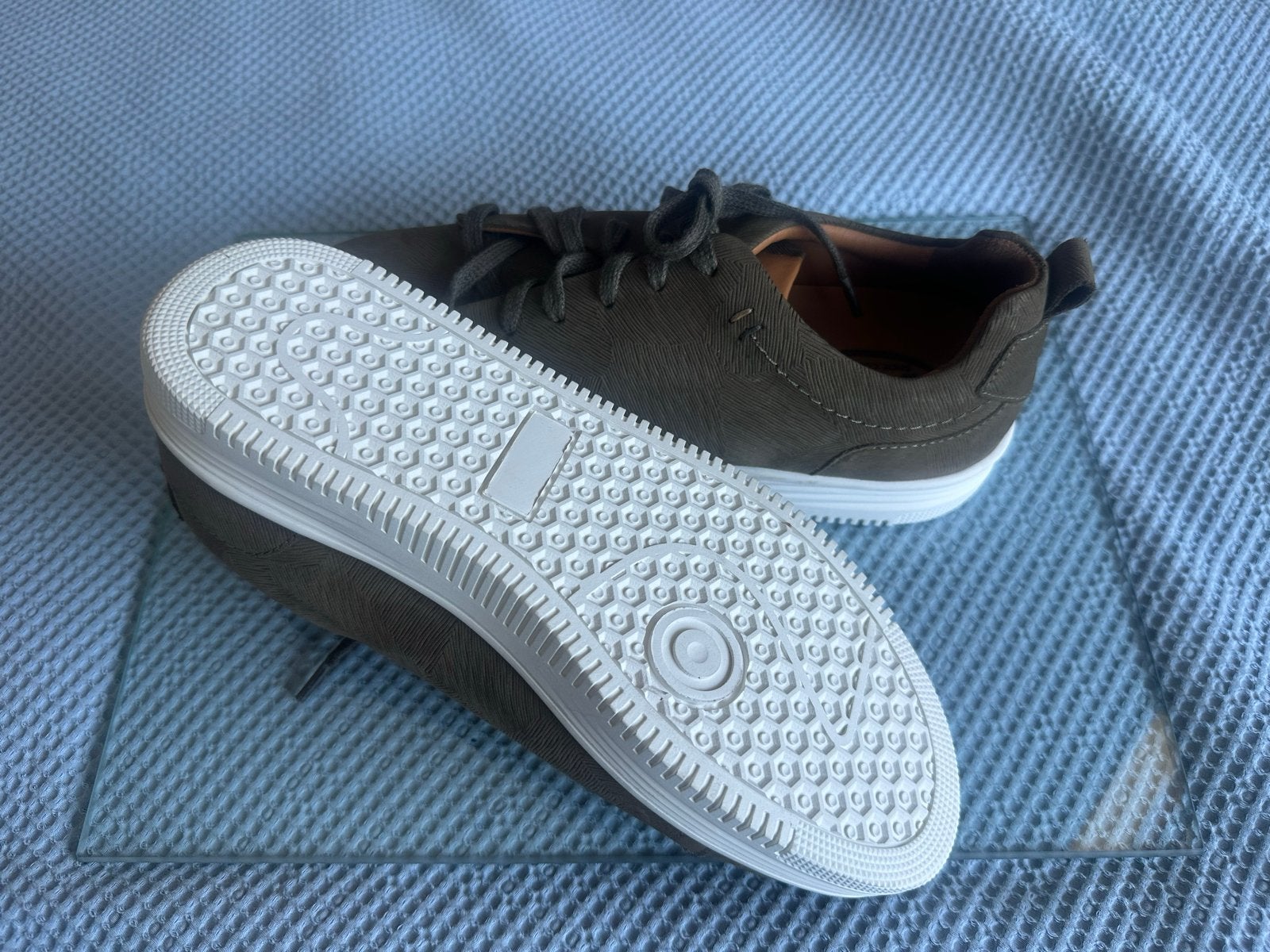 AM Shoe Company sneakers maat 40, Ophalen, Zo goed als nieuw, Sneakers of Gympen