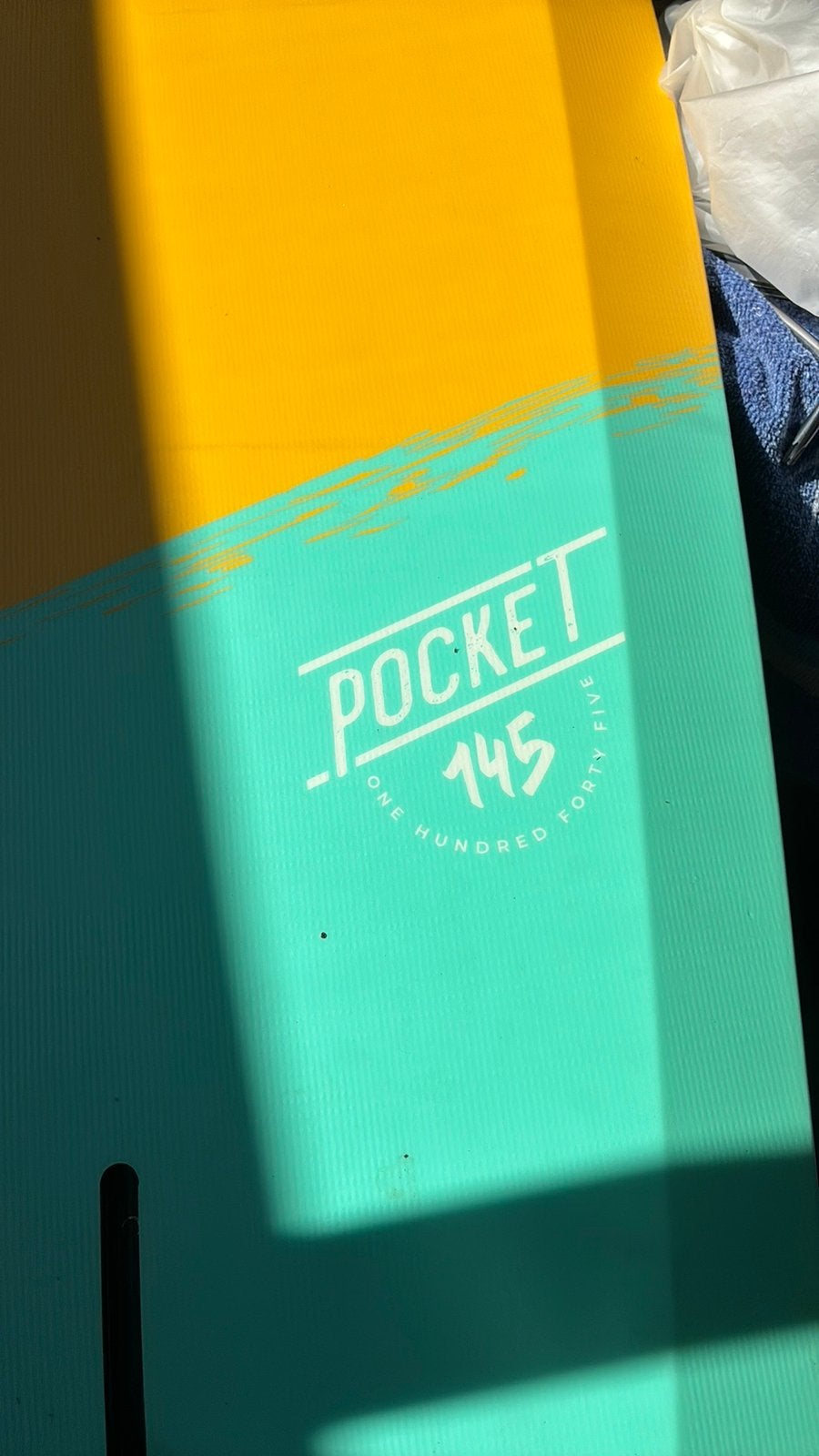F-one pocket 145 +phantom foil set als nieuw, Watersport en Boten, Foil, Ophalen, Zo goed als nieuw, 15 m²