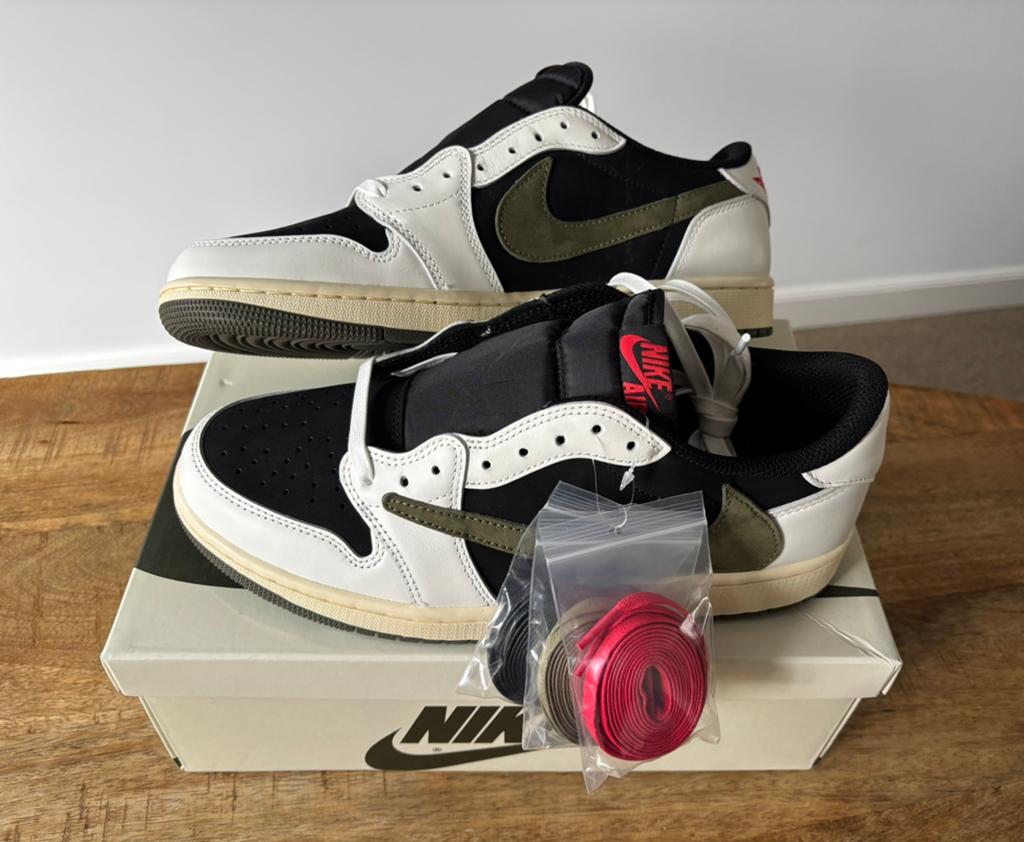 Nike Air Jordan 1 Low Travis Scott Olive – Maat 43, Overige kleuren, Verzenden, Nieuw, Sneakers of Gympen