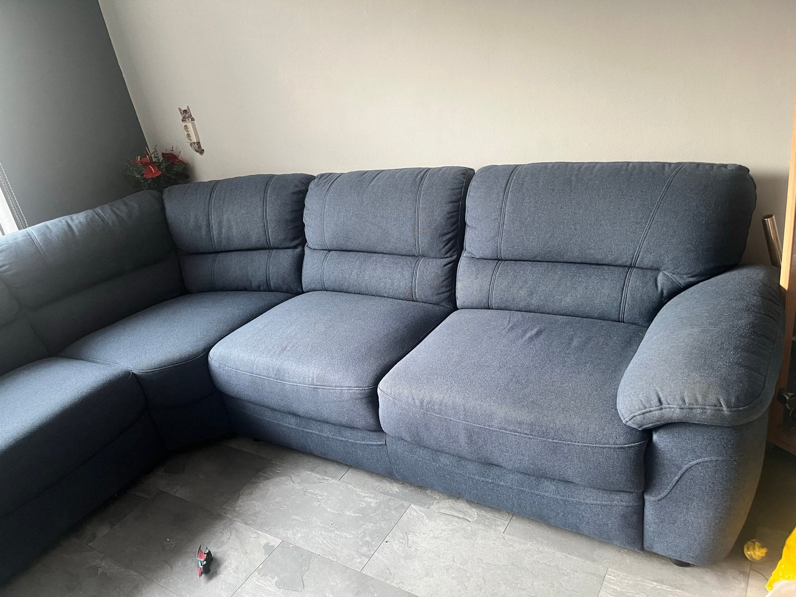 Comfortabele Hoekbank - Grijsblauw - Ruim en Modern, Huis en Inrichting, Banken | Bankstellen, Ophalen, Gebruikt, 125 tot 150 cm