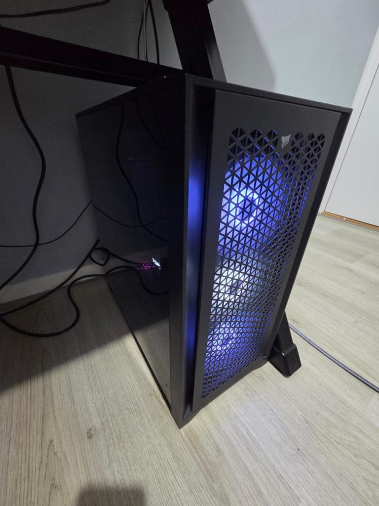 Game pc met ryzen 7 5800xt en rx9060xt 16gb, 32 GB, Ophalen of Verzenden, Zo goed als nieuw, AMD Ryzen 7