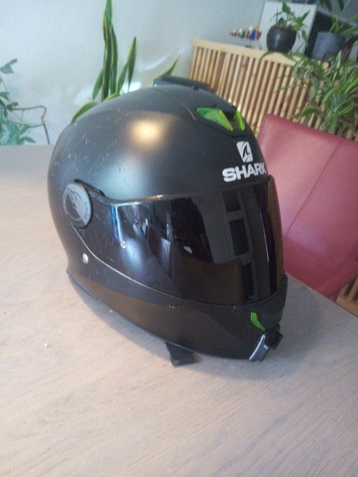 Nette Shark helm maat M - Speciale editie met zonnevizier, Ophalen of Verzenden