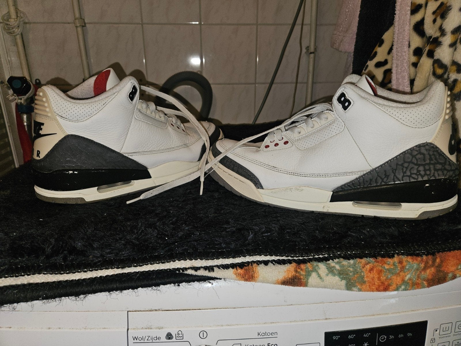 Nike klein beetje beschadig onderkan 44, Kleding | Heren, Schoenen, Ophalen of Verzenden