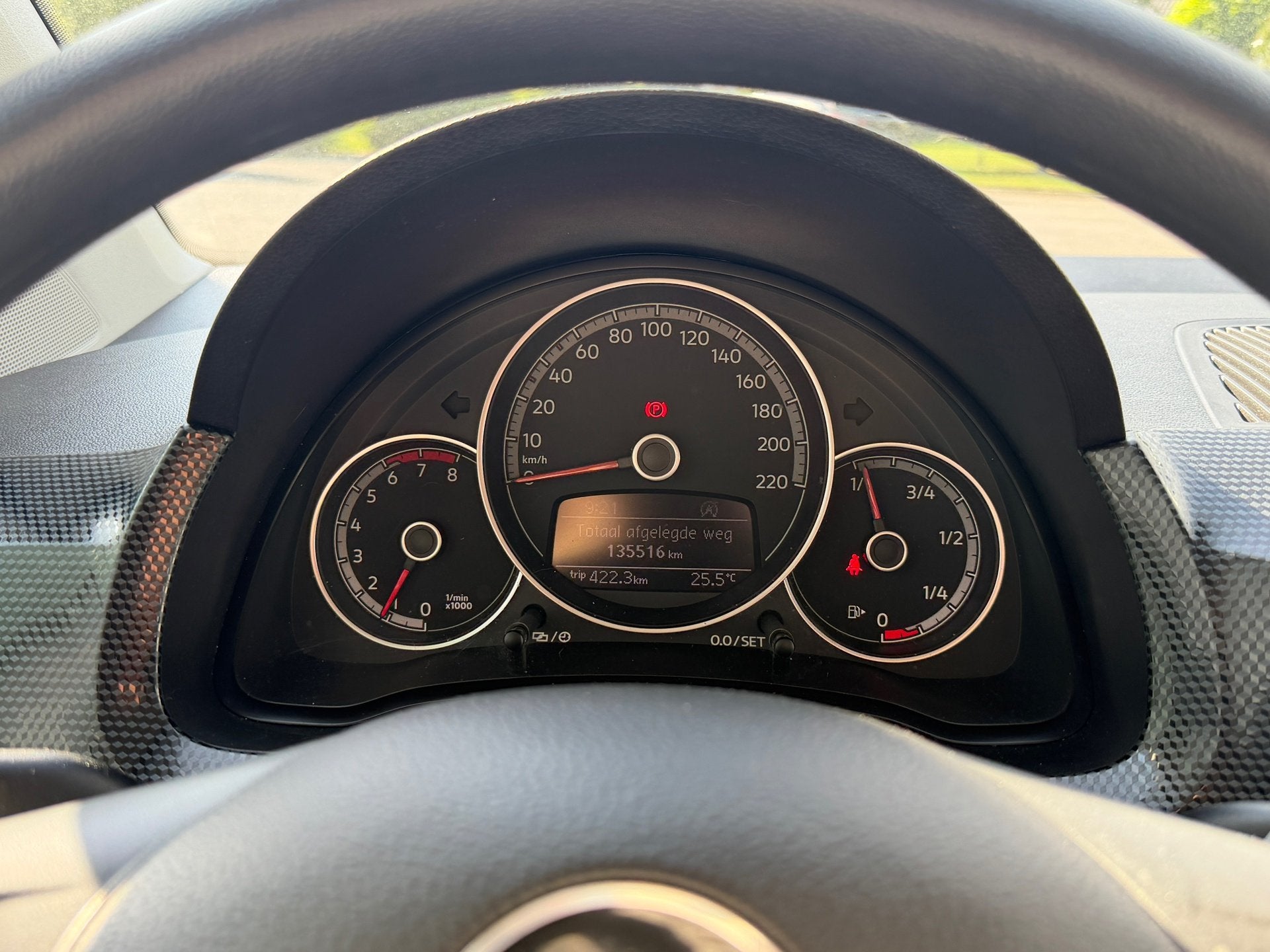Foto 11 van Volkswagen Up! 1.0 5 Drs Airco Elak Pakket Donker glas