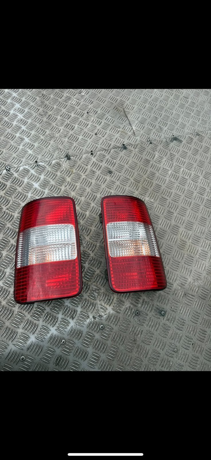 VW Caddy MK3 Facelift achterlichten, Ophalen