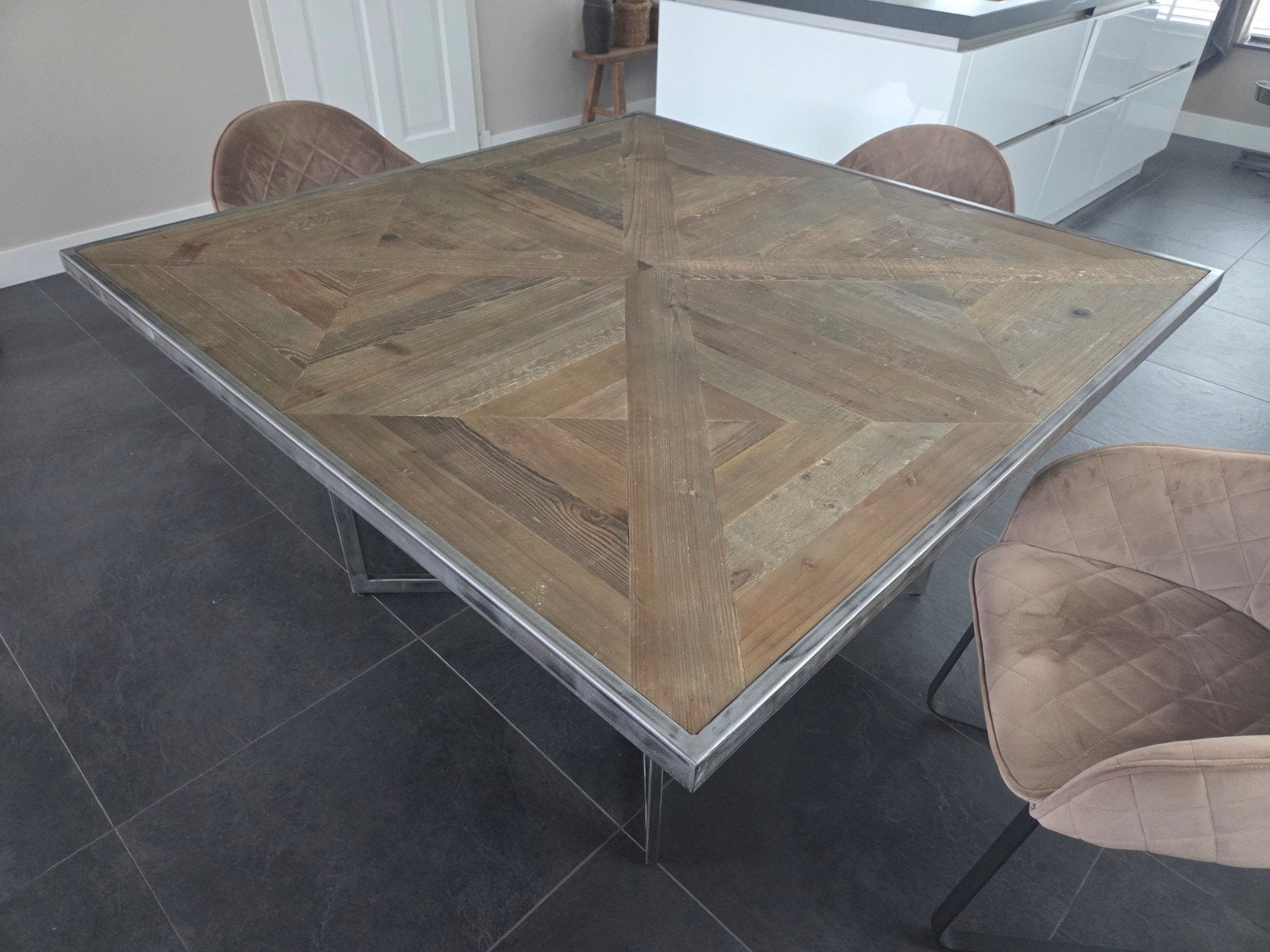 Riviera Maison eettafel Le Bar 1.40x1.40, Ophalen, Zo goed als nieuw, Rechthoekig, 200 cm of meer