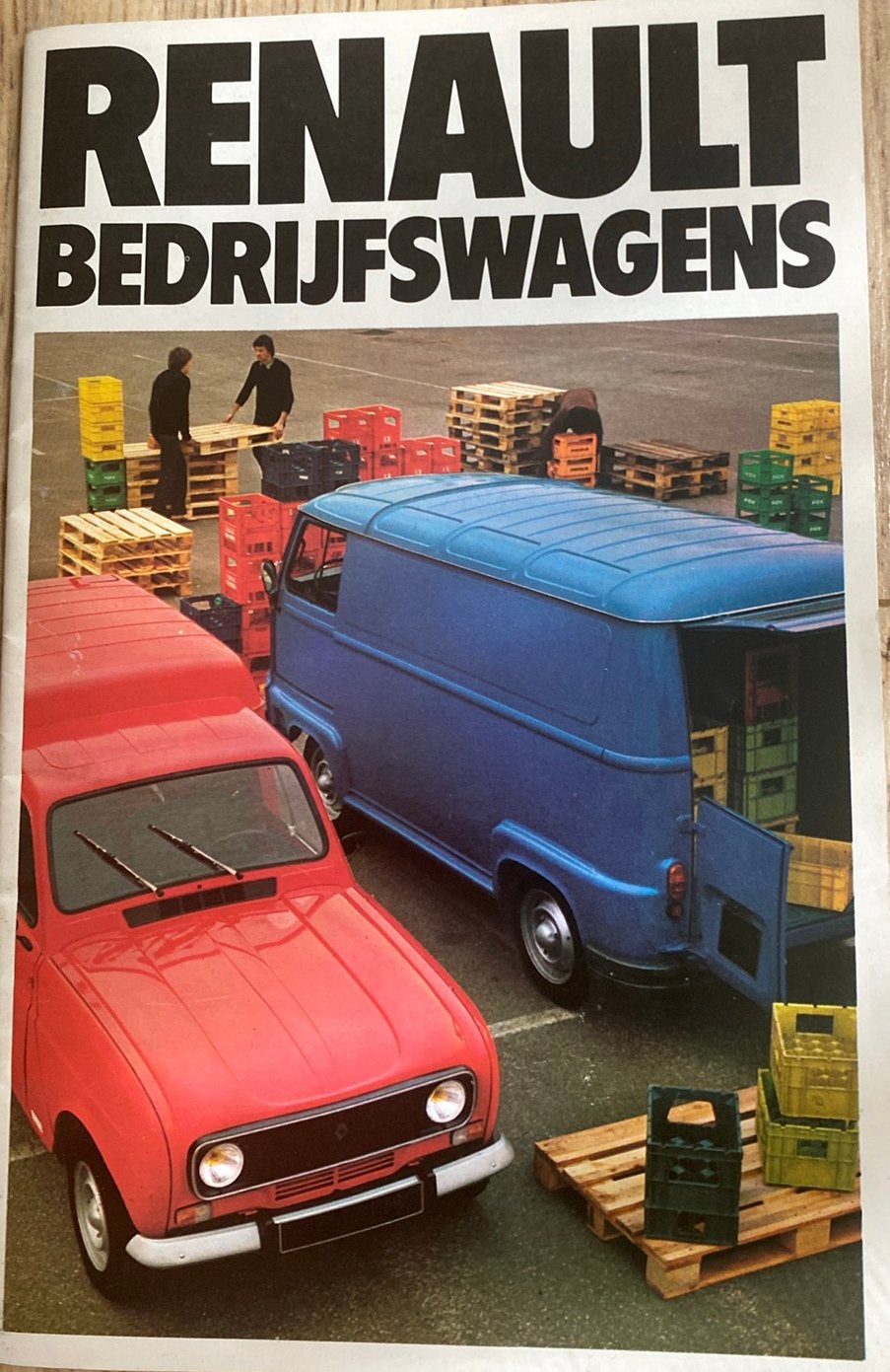 60-er jaren folder wel  39 blz. renault bedrijfswagens, Boeken, Auto's | Folders en Tijdschriften, Ophalen, Zo goed als nieuw