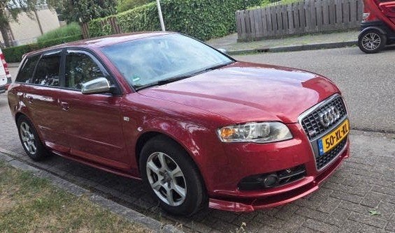 Audi A4 1.8 T 120KW Avant AUT 2007 Rood nieuwe apk !!!!!!, Auto's, Audi, Beige, 4 cilinders, 163 pk, Stationwagon