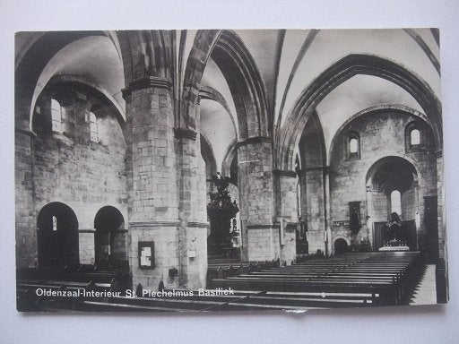 Q31 Oldenzaal - Interieur St Plechelmus Basiliek, Verzenden, 1960 tot 1980, Gelopen, Overijssel