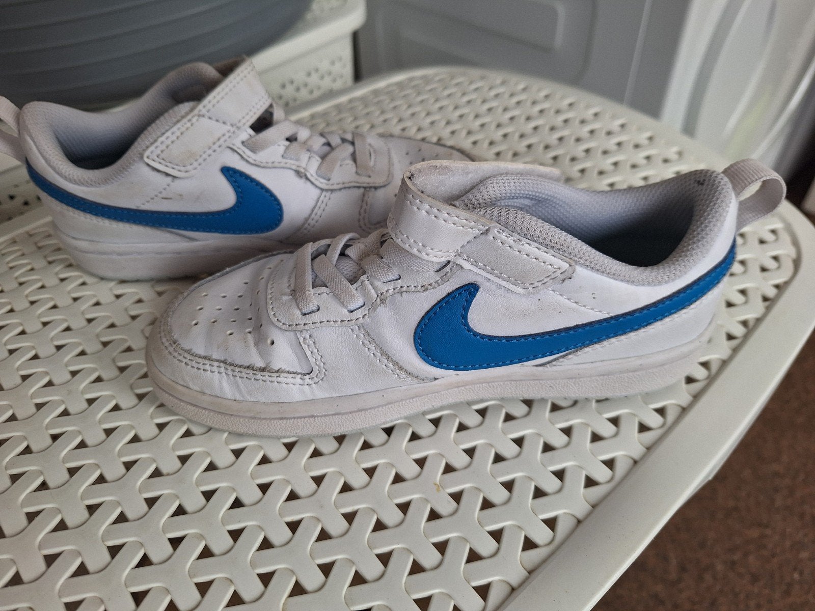 Nike schoentjes .zgan .naat 30, Schoentjes, Jongetje of Meisje, Ophalen of Verzenden, Zo goed als nieuw