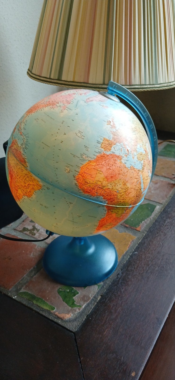 Verlichte Tecnodidattica wereldbol, Ophalen, Gebruikt, Kunststof, Educatief