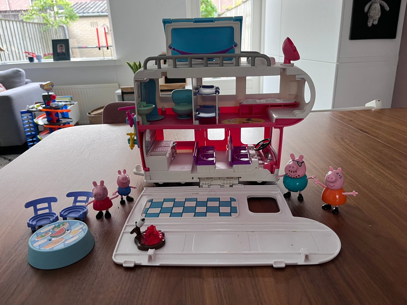 Peppa pig camper compleet, Ophalen, Zo goed als nieuw, Poppenhuis
