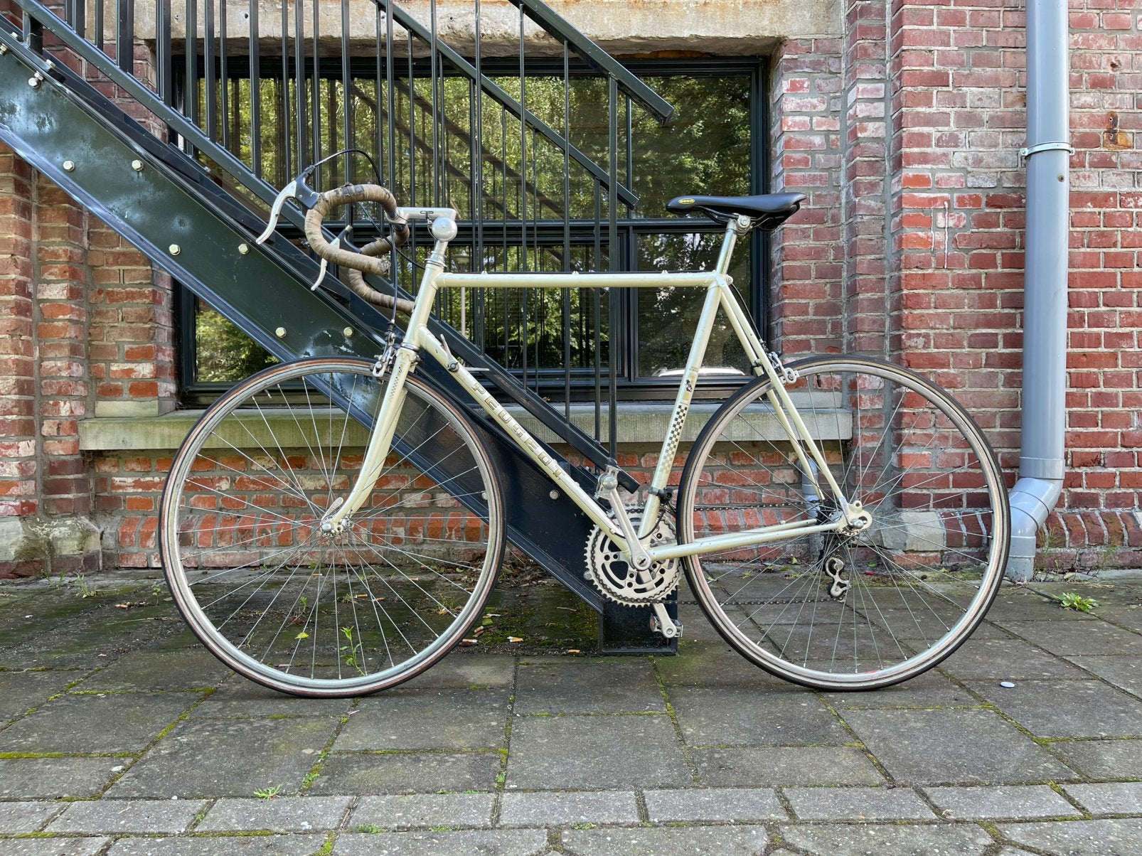 Vintage Peugeot Course racefiets (jaren 80), Fietsen en Brommers, Fietsen | Racefietsen, 28 inch, Gebruikt, Velgrem, 57 tot 61 cm