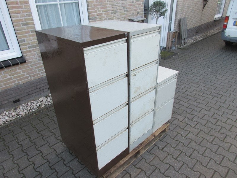 Ladenkast metaal (3 soorten), Ophalen, Minder dan 50 cm, Gebruikt, 100 tot 150 cm