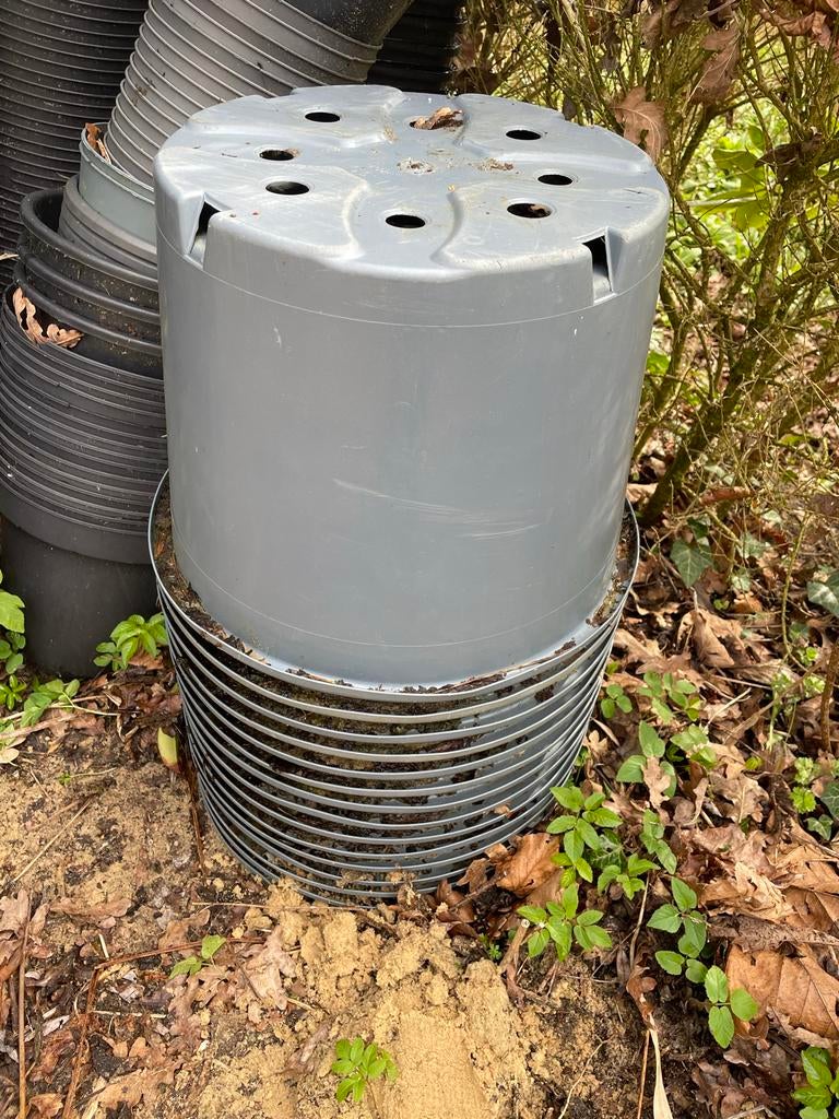 Kloda FL35 Kweekpotten / Plantenbakken - 25 Liter - 20 stuks, Ophalen, Kunststof, Gebruikt, Minder dan 30 cm