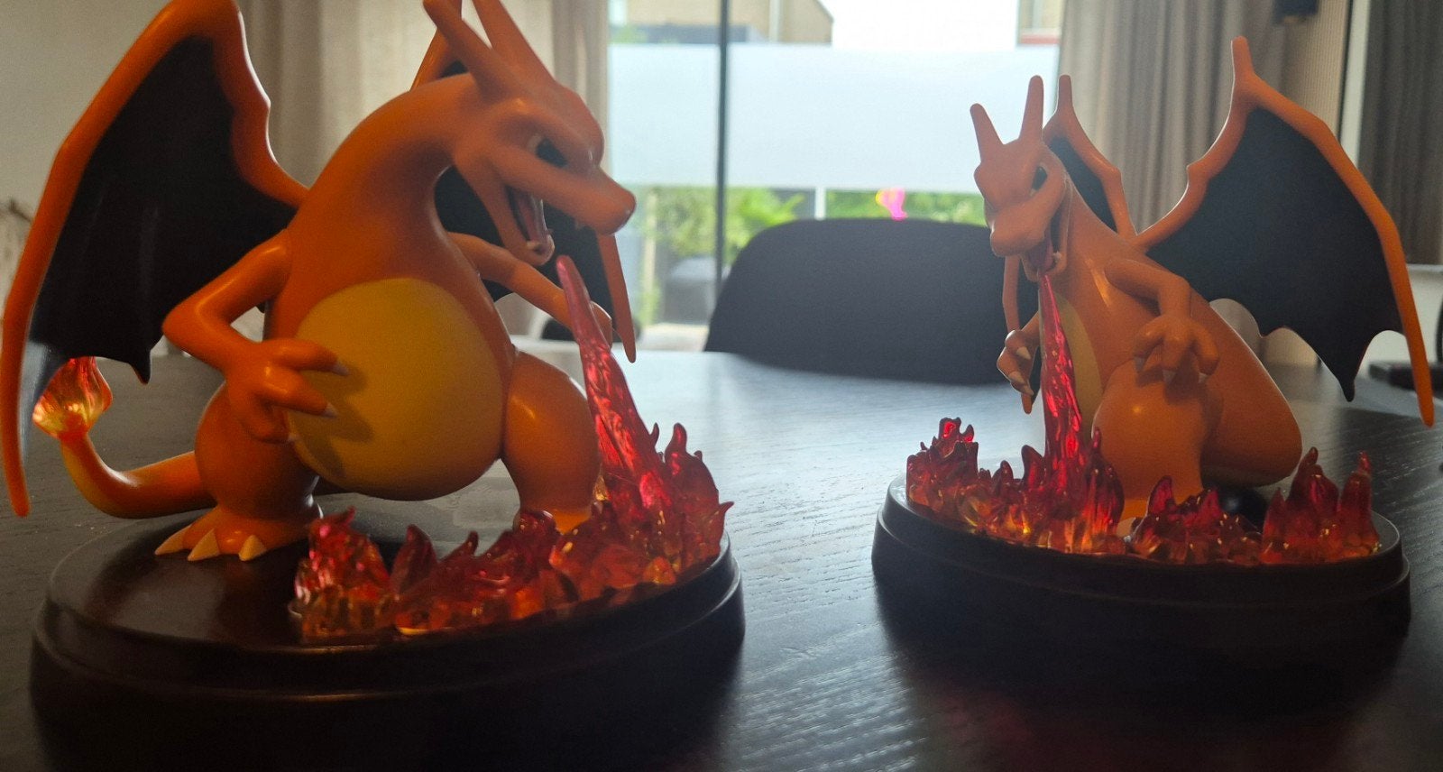 Pokémon Charizard Figuren - Set van 2, Ophalen of Verzenden, Zo goed als nieuw