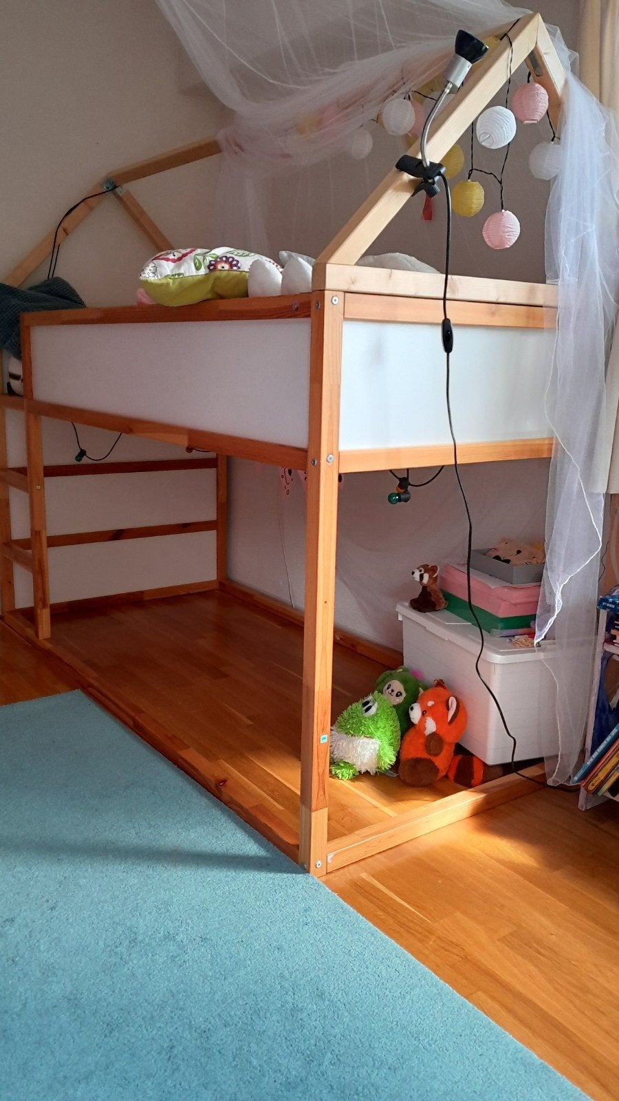 Ikea Kura bed - halve hoogslaper, Kinderen en Baby's, Kinderkamer | Stapelbedden en Hoogslapers, Ophalen, Gebruikt, Hoogslaper