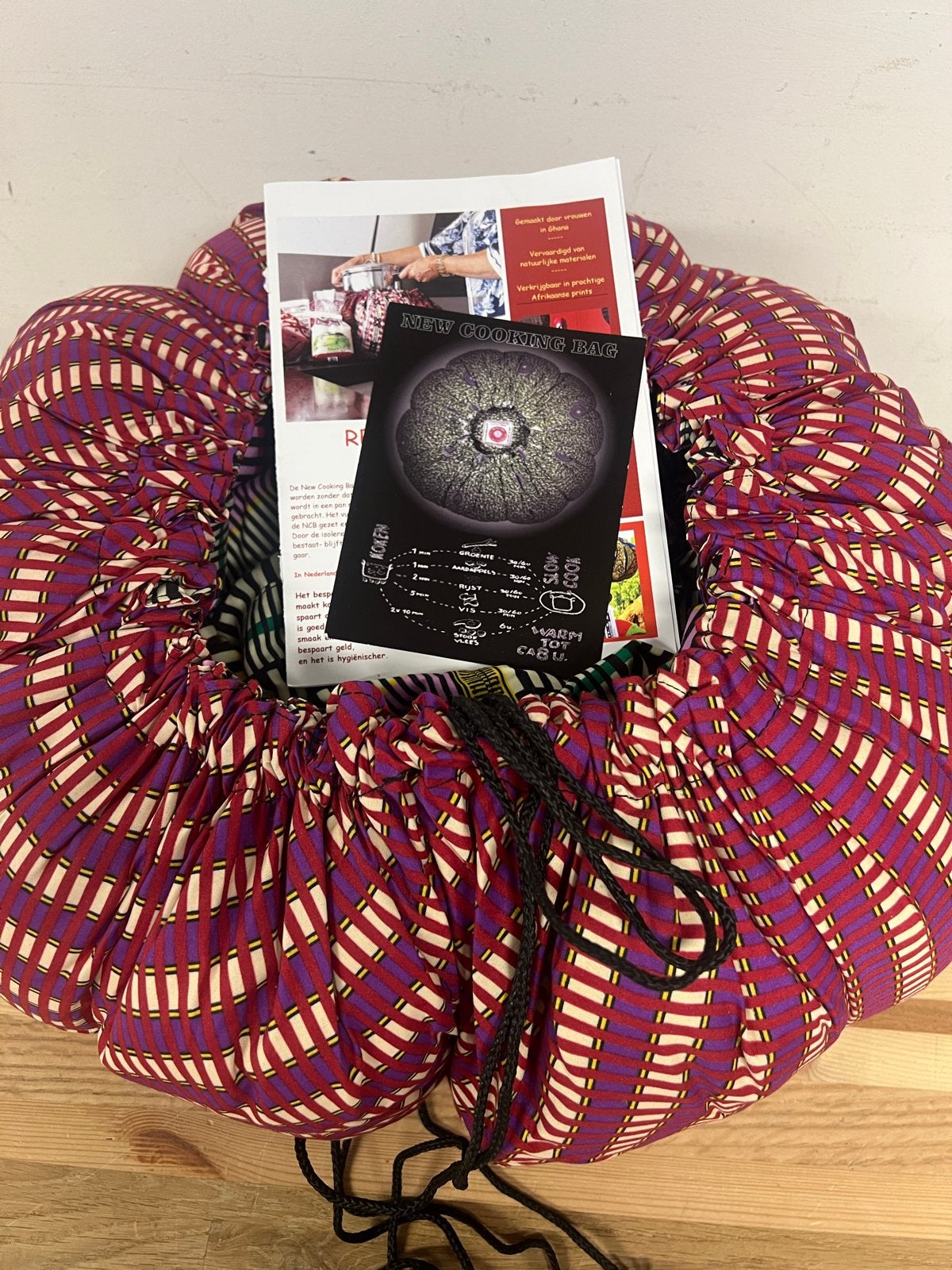 Slow cooking bag uit Ghana - Energiezuinig koken nog nieuw, Overige typen, Nieuw, Ophalen of Verzenden, Natuurlijk materiaal